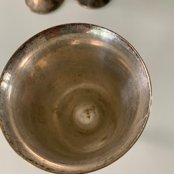 Glasses - Picture 2 of 5